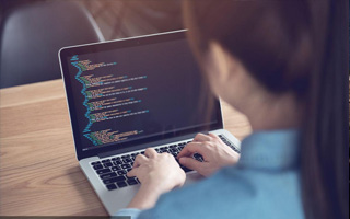 乌海 api php源码,下载的php源码怎么运行呢？